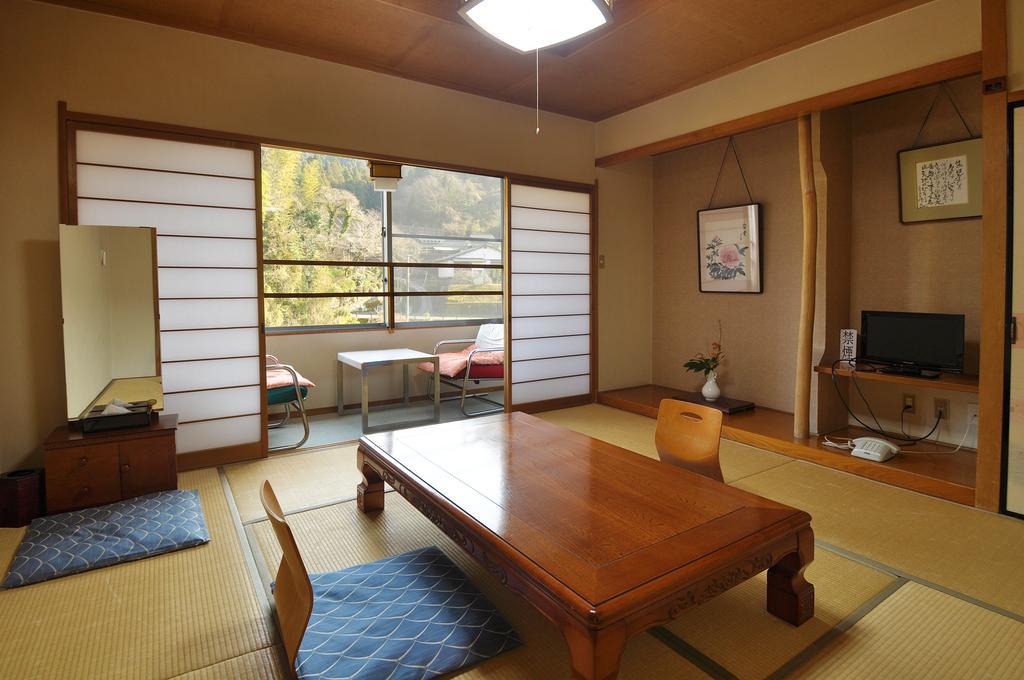 Hotel Furuyu Onsen Oogiya Saga Zewnętrze zdjęcie